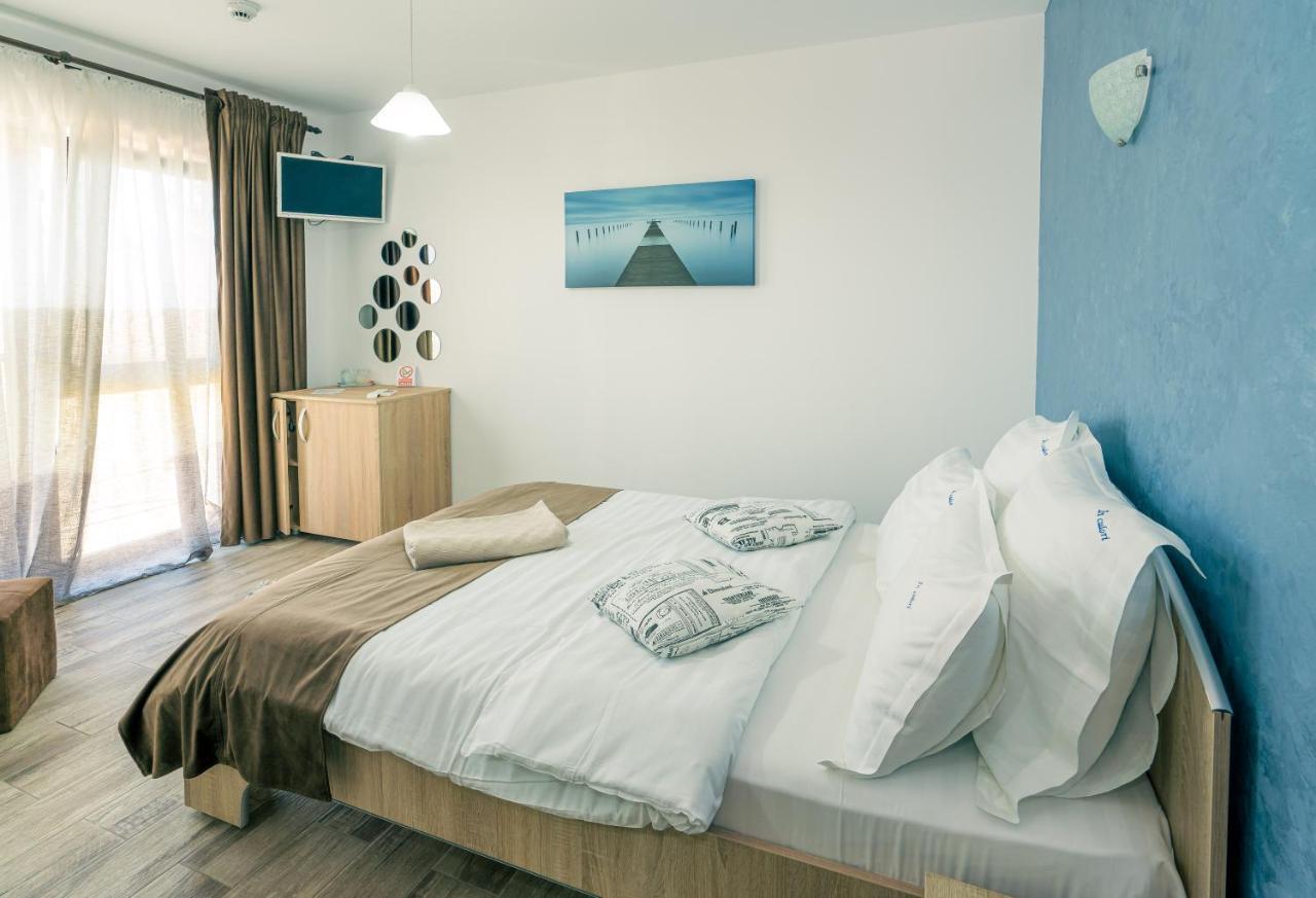 Hotel Casa In Culori Vama Veche Extérieur photo