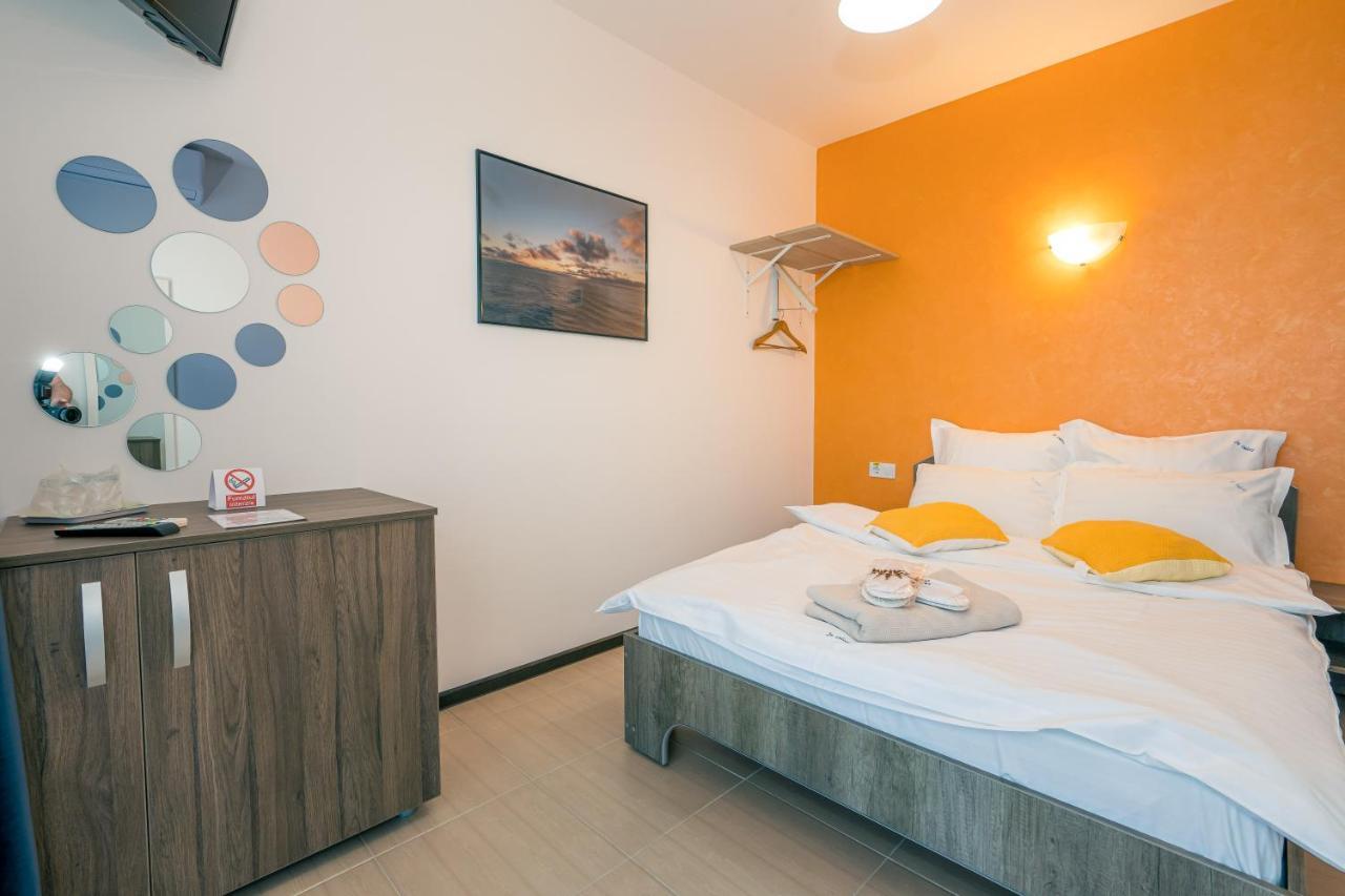 Hotel Casa In Culori Vama Veche Extérieur photo
