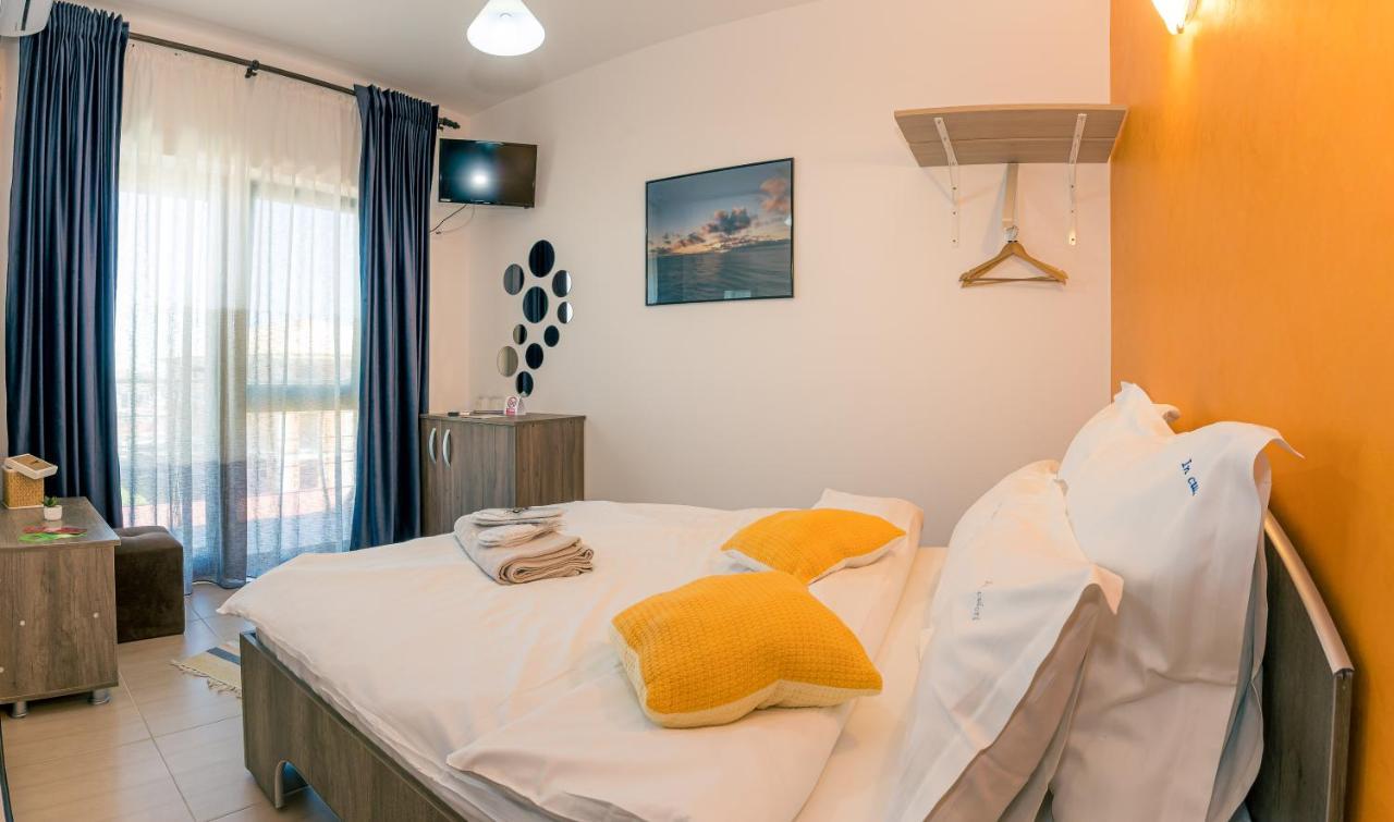 Hotel Casa In Culori Vama Veche Extérieur photo