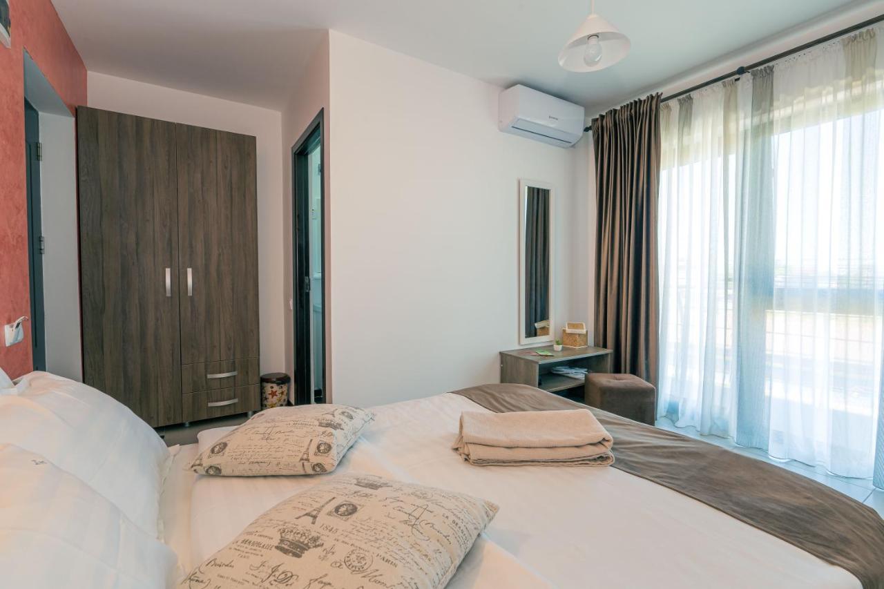 Hotel Casa In Culori Vama Veche Extérieur photo